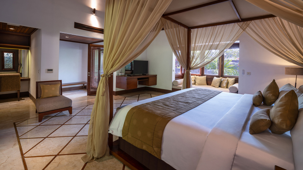 Elite Havens - Villa Asta - Bali Indonesia - Opulent master bedroom
